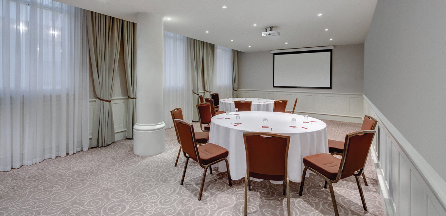 rendezvous-hotel-melbourne-the-stanley-room-conference-carbaret-setup | Rendezvous Hotel Melbourne